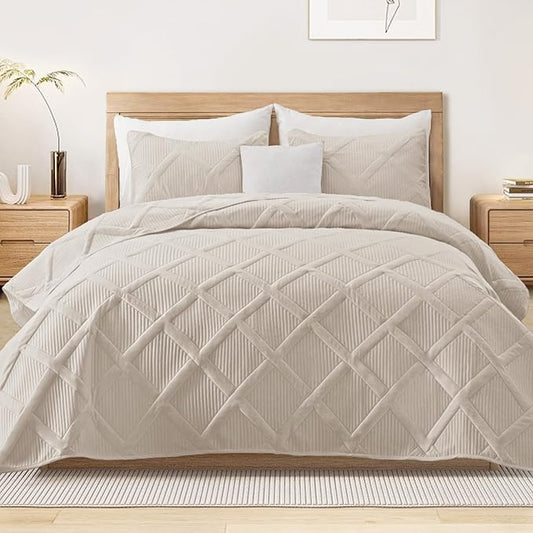 Exclusivo Mezcla King Quilt Set- Brich Beige Quilts Bedding Set with 2 Pillow Shams, Modern King Bedspread with Striped Pattern, Soft Lightweight Bedspreads Coverlets for All Seasons