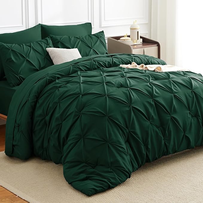 Queen Comforter Set Emerald Green, 7 Pieces Pintuck Bed in A Bag Queen Size Bedding, Soft Bed Set All Season Pinch Pleat Comforter Set with Sheets, Pillowcases & Shams