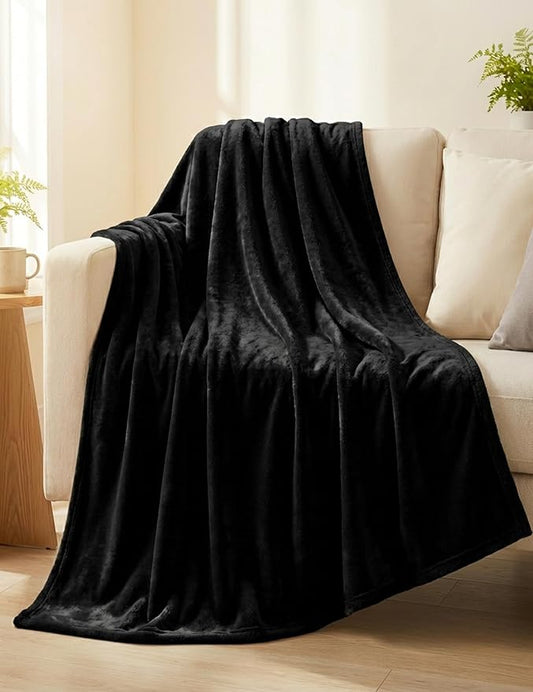 Casa Platino Fleece Throw Blankets – 300 GSM Black – Soft Cozy Warm Holiday Throws for Winter, Fuzzy Plush Elegant Gifts for Kids, Men & Women - Ideal for Couch, Sofa, Chair or Bed - 50x60 Inch