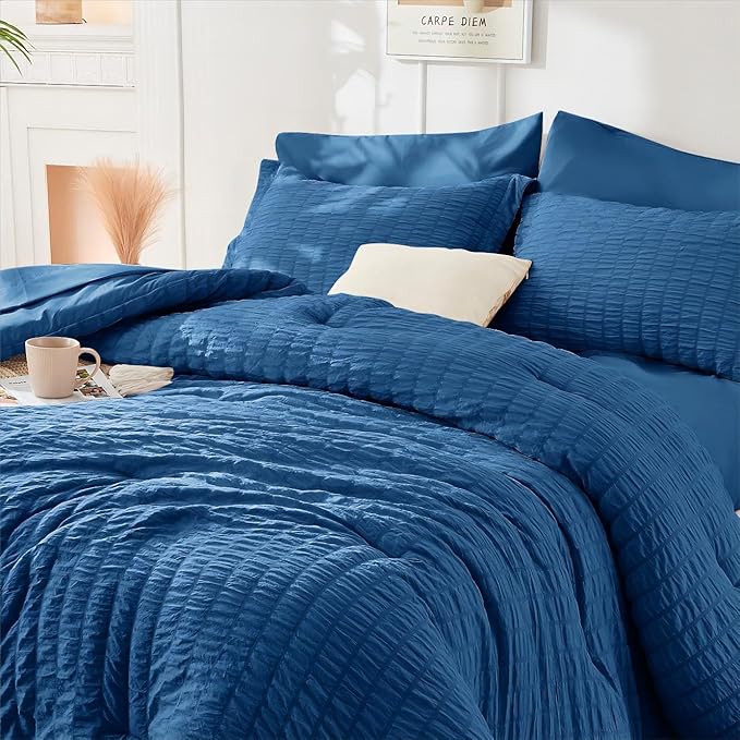 HYMOKEGE Teal Duvet Cover King Size, Ultra Soft 3-Piece Seersucker Duvet Cover Set with Zipper Closure, Soft Brushed Microfiber Bedding Set with 8 Corner Ties (104"x90", 2 Pillowshams)