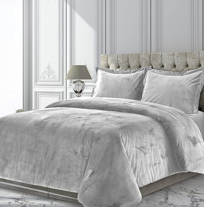 Light Gray 3 Pieces Velvet Comforter Set Oversized King Size (Comforter + 2 Pillowcases) Crinkle Crushed 400 GSM