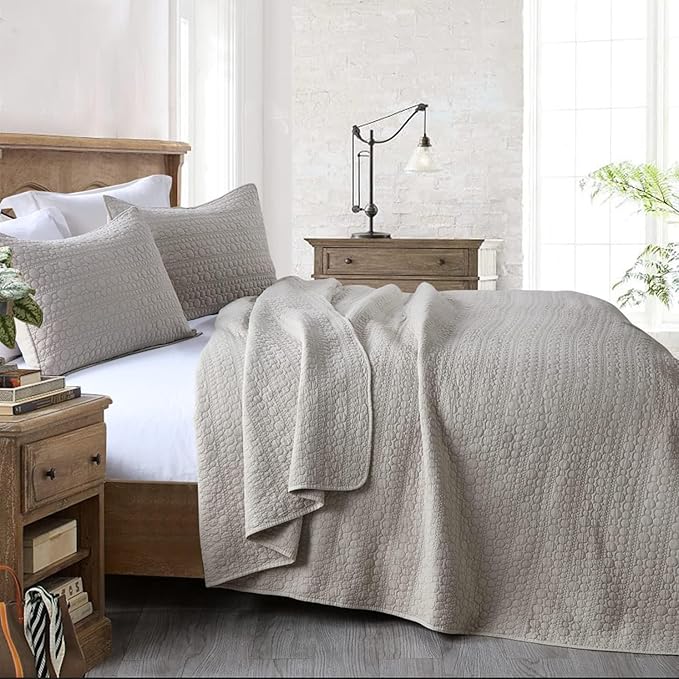 Oversized King Quilt Set, Beige California King Quilt Classic Geometric Spots Stitched Pattern, Stone-Washed Microfiber Ultra Soft Lightweight Quilted Bedspread Cal King for All Season, 3 Pieces