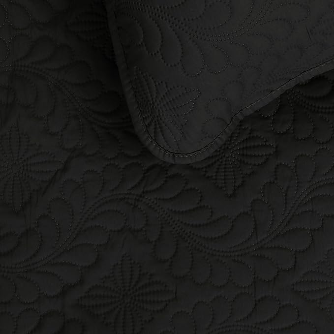 Easy-Going King Size Reversible Quilt Set with 1 Quilt and 2 Pillow Shams, Soft Bed Quilt Cover, Water Resistant Lightweight Microfiber Bedspread, Stain Resistant, Olive Leaf-Black/Beige