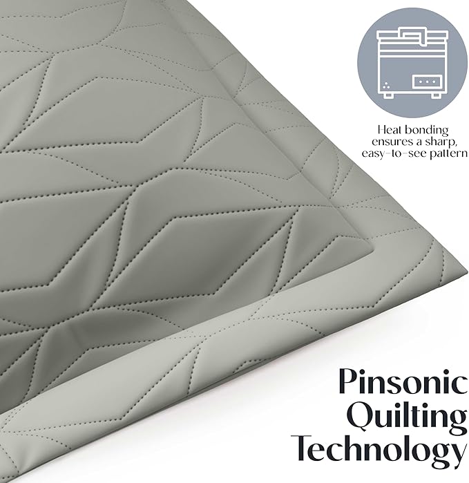 Hearth & Harbor Queen Quilt Set – All-Season Lightweight Bedspread & Coverlet with Pinsonic Weave - 7 Piece Queen Quilt Set with Pillow Shams, London Fog - Queen Ellipse