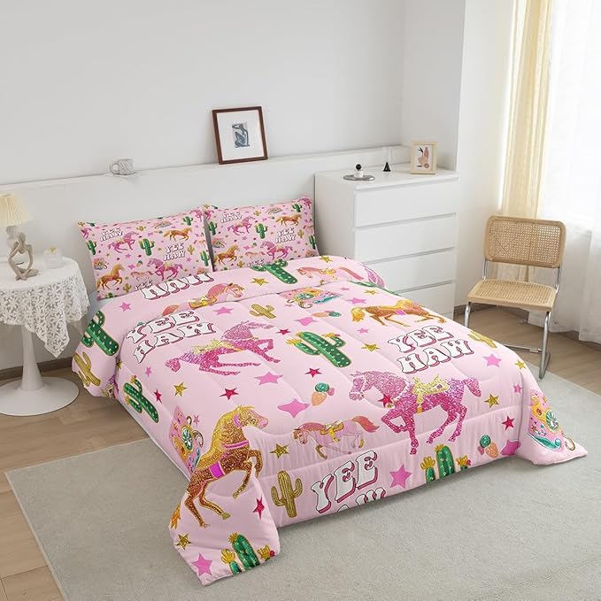 Feelyou Pink Glitter Cowgirl Decor Girls Comforter Set King Size for Women Adults Cowboy Horse Boots Print Kids Kawaii Bedding Set Girly Pink Wooden Farmhouse Quilt Set with 2 Pillowcases