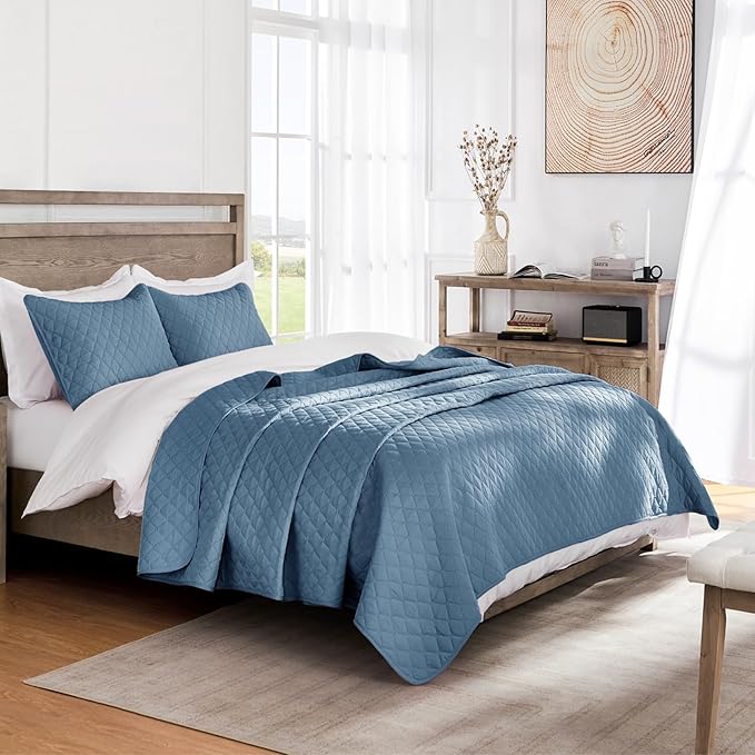 Exclusivo Mezcla Reversible California King Size Quilt Bedding Set with Pillow Shams, Lightweight Quilts Cal King Size, Soft Bedspreads Bed Coverlets for All Seasons - (Grayish Blue, 112"x104")