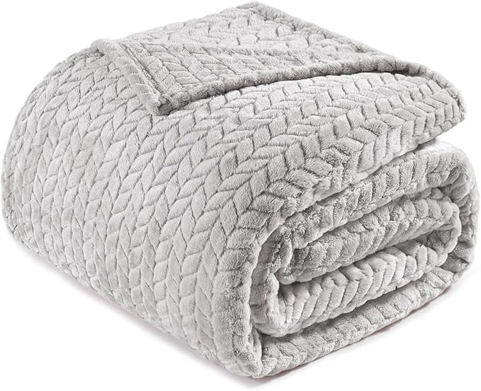 Exclusivo Mezcla Fleece King Size Blanket for Bed, 90x104 Inches Soft Cozy Jacquard Flannel Blankets, Lightweight Fuzzy Plush Warm for Women, Light Grey