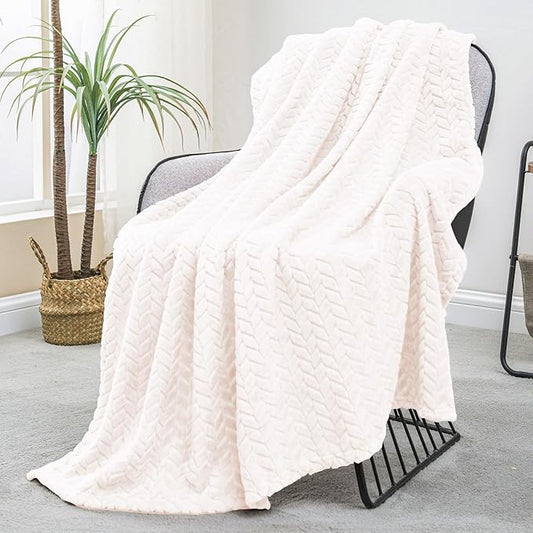 Exclusivo Mezcla Fleece Throw Blanket for Couch and Bed, 50x70 Inches Soft Cozy Jacquard Flannel Blankets, Lightweight Fuzzy Plush Warm Throws for Women, Off White