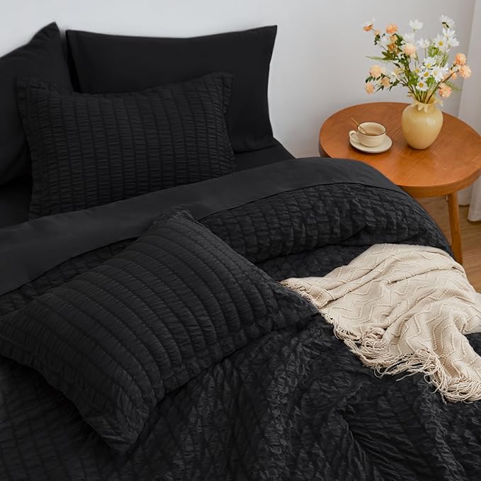Love's cabin Seersucker Black Queen Comforter Set, 7-Piece All Season Lightweight Bed in a Bag Bedding Set with Comforter, Flat Sheet, Fitted Sheet, Pillowcases and Shams | Soft, Breathable, Lightweight