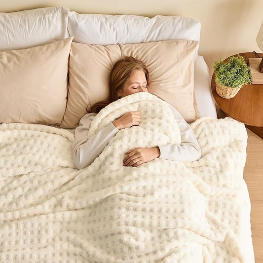 NEWCOSPLAY Super Soft King Blanket Ivory Premium Silky Flannel Fleece 3D Waffle Checkered Lightweight Bed Blanket All Season Use (Ivory, King(90"x110"))