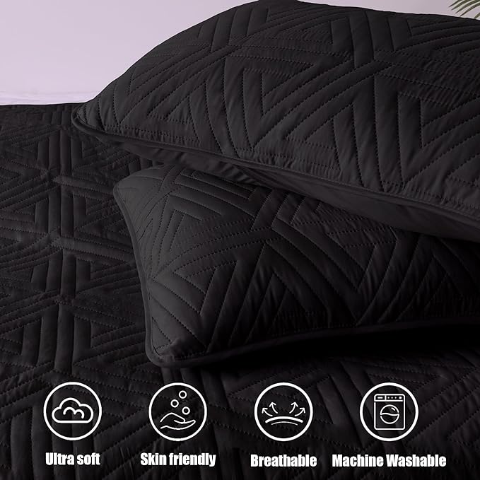 Whale Flotilla Soft California King Size Quilt Set for All Seasons, 3-Piece Ultrasonic Bedding Set, Lightweight Reversible Bedspread, Coverlet, Bed Cover with 2 Pillow Shams, Black