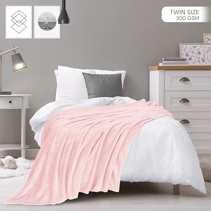 Utopia Bedding Fleece Blanket Twin Size Pink 300GSM Luxury Anti-Static Fuzzy Soft Microfiber Bed Blanket (90x66 Inch)