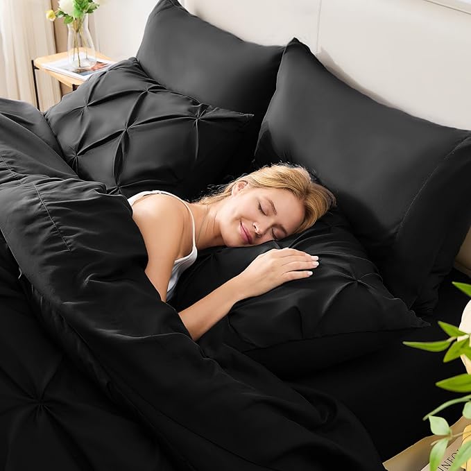 Oversized Queen Comforter Set Black, 7 Pieces Pintuck Bed in A Bag Oversized Queen Size Bedding, Soft Bed Set All Season Pinch Pleat Comforter Set with Sheets, Pillowcases & Shams