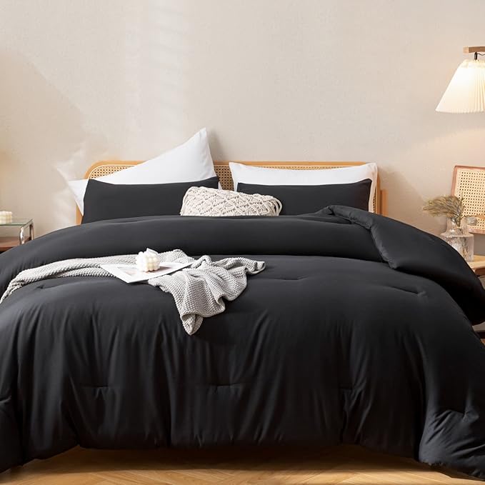 ROSGONIA King Size Comforter Set Black, 3pcs (1 Black Comforter & 2 Pillowcases), All Season Bedding Lightweight Bedspread Blanket Quilt Bed Set