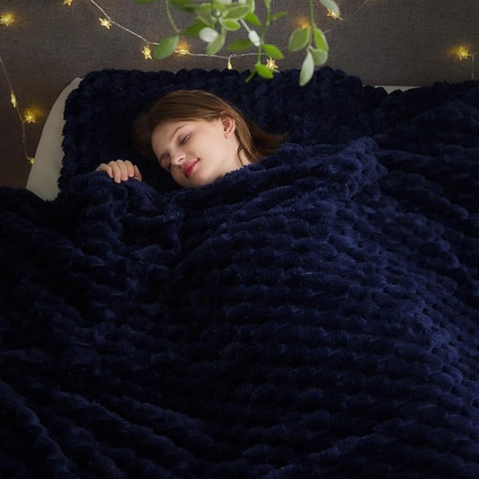 NEWCOSPLAY Super Soft King Blanket Dark Navy Premium Silky Flannel Fleece 3D Clouds Stylish Jacquard Lightweight Bed Blanket All Season Use 350GSM (Dark Navy, King(90"x110"))
