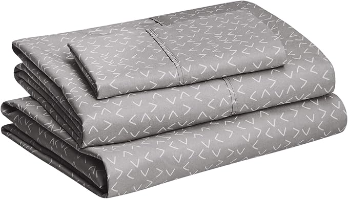 Amazon Basics Lightweight Breathable Brushed Microfiber Wrinkle Resistant 3-Piece Bed Sheet Set with 14-Inch Deep Pockets,Twin,Gray Arrows,Printed,(Pack of 4)