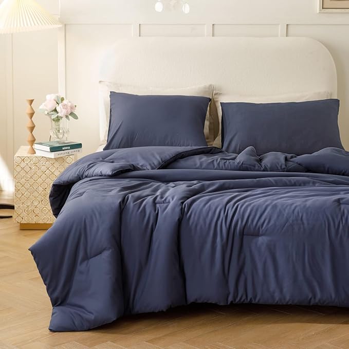 ROSGONIA Oversized Queen Comforter Navy Blue, 3pcs (1 Comforter & 2 Pillowcases) Lightweight Oversized Queen Comforter Sets Bedding Blanket Quilts