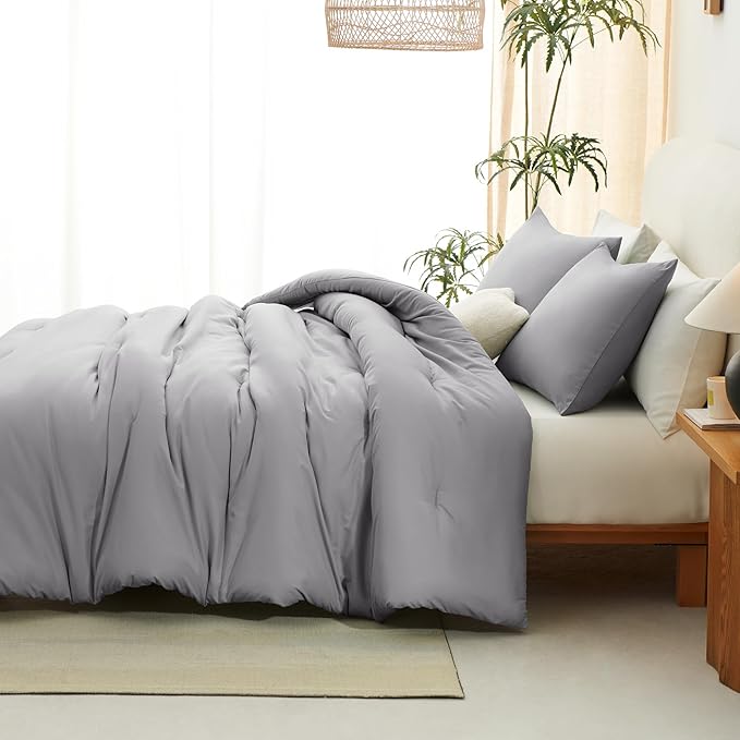 CozyLux Queen Comforter Set Grey, 3 Pieces Solid Gray Queen Comforter Breathable Quilted Bedding Sets, Luxury Soft Bed Set with Down Alternative Comforter for All Season (1 Comforter & 2 Pillowcases)