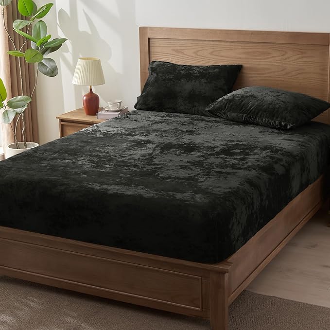 BEDELITE Velvet Fitted Sheet and Pillowcase Set, Luxury Soft Fuzzy Bottom Sheet with Reinforced Elastic Corner Straps, Deep Pocket up to 15 Inch, 1 Fitted Sheet and Pillowcase (Twin, Black)