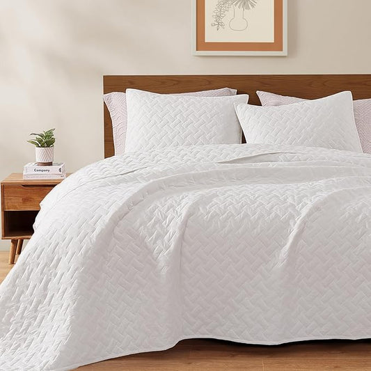 WRENSONGE King Size Quilt-3 Pieces Weave White Bedspreads King Quilt Bedding Set for All Seasons, Soft Summer Coverlet with 2 Pillow Shams Suitable for Bed, Couch, Quilted Blanket