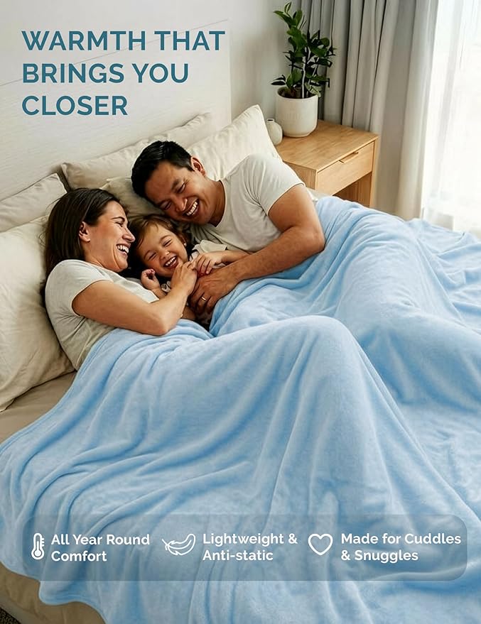 Casa Platino Fleece Blanket King Size – 300 GSM Light Blue Fleece Throw for Bed or Couch – Soft Cozy Warm Holiday Bed Blanket for Winter, Fuzzy Plush Elegant Gifts for Men & Women - 108x90 Inch