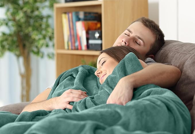 Utopia Bedding Fleece Blanket Throw Size Celadon 300GSM Luxury Anti-Static Fuzzy Soft Microfiber Blanket for Couch, Sofa and Bed (50x60 Inch)