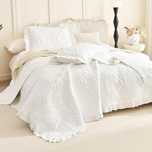 Lady Ann Cream White Oversized King Quilt Set, Stone-Washed Ruffle Oversized King Bedspreads 128x120 for Bed, Lightweight 3 PCS Quilted Crinkled Coverlet Farmhouse Rustic Shabby Bedding Set All Season