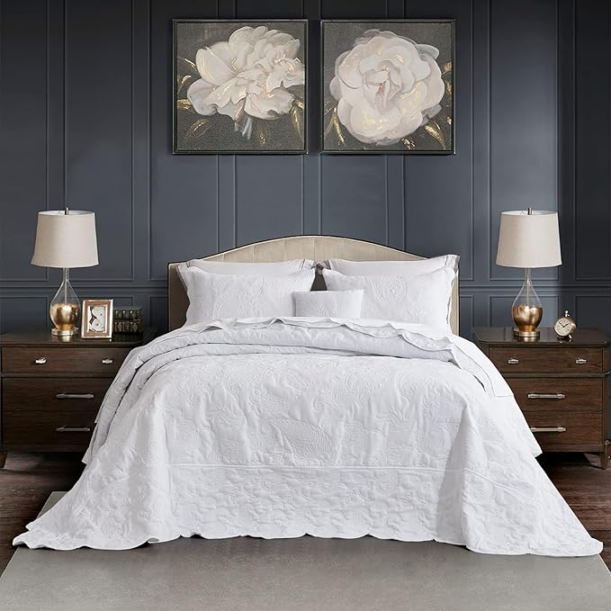 HZ & HY Oversized King Bedspread 138x122 Extra Wide, Quilted Coverlet Bedding Set, Lightweight Thin Comforter, Reversible, Luxurious, 5 Piece, 100% Microfiber, California/Alaskan King, Pure White