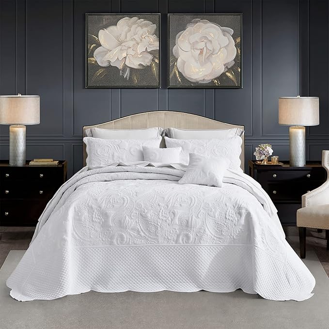 Oversized King Bedspread 138x122 Extra Wide, Paisley Pattern Design, Lightweight Bedding Cover, Reversible, 5 Piece, 100% Microfiber, California/Alaskan King, Pure White