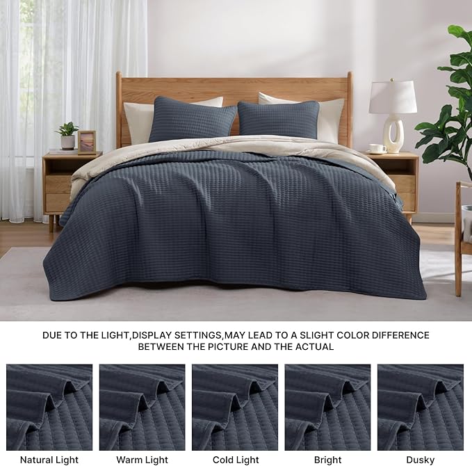 WRENSONGE Queen Quilt-3 Pieces Lightweight Bedspreads Blue Grey Queen Size Quilt Bedding Set for All Seasons, Soft Summer Coverlet with 2 Pillow Shams Suitable for Bed, Couch