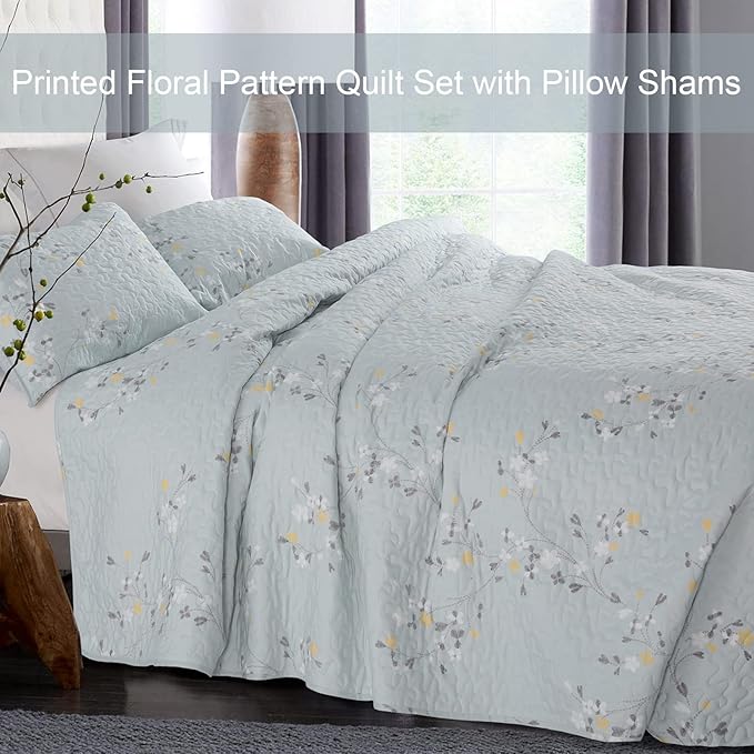 Exclusivo Mezcla Reversible Boho Quilts Queen Size, Light Blue Bedspreads Lightweight Coverlet All Season Flowers Quilt Bedding Set with Printed Floral Pattern (1 Quilt, 2 Pillow Shams)