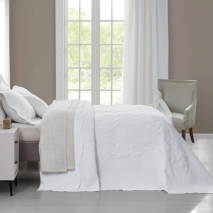 CHIXIN Bedspread Coverlet Set Queen Size - Lightweight Bedding Cover - Beautiful Stitching - 5 Piece Reversible Bedspread - Gorgeous Damask Paisley Pattern (Queen, Pure White)