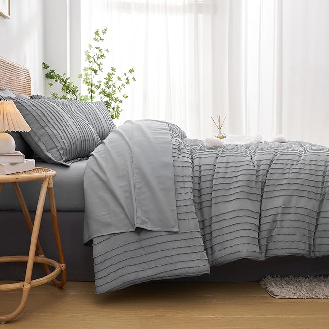 WURUIBO Comforter Set Size, Grey Comforter Set Queen Size, 7 Pieces Bed in a Bag, Ultra Soft Queen Bedding Set, Bed Set for All Seasons, Flat Sheet, Fitted Sheet, Pillowcases, Pillow Shams