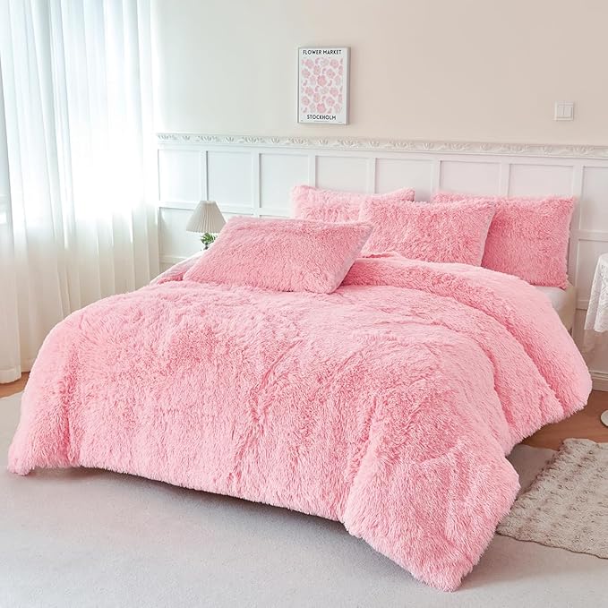 PERFEMET 3 Pcs Shaggy Pink Girls Bedding Set Queen Size Plush Faux Fur Kids Comforter Set for Girl Teens Ultra Soft Cozy Furry Fuzzy Comforter with Pillowcases(Pink, Queen)