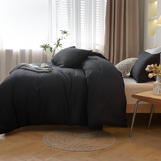 ROSGONIA King Size Comforter Set Black, 3pcs (1 Black Comforter & 2 Pillowcases), All Season Bedding Lightweight Bedspread Blanket Quilt Bed Set