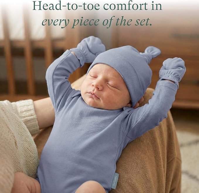 PurComfy Bamboo Newborn Clothes Gift Set: 14-Piece SuperSoft Layette & Accessories Set for Baby Boys — Daily Essentials Set