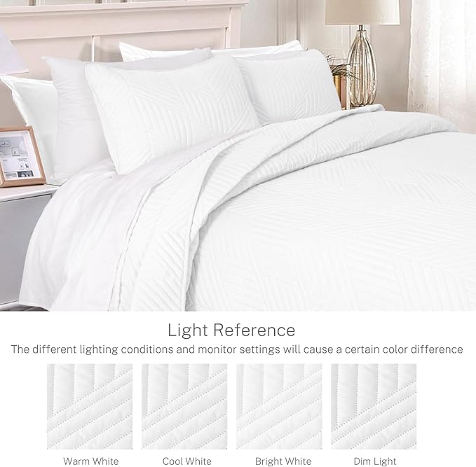 Exclusivo Mezcla California King Quilt Bedding Set, Lightweight White Oversized King Bedspreads Soft Modern Geometric Coverlet Set for All Seasons (1 Quilt and 2 Pillow Shams)