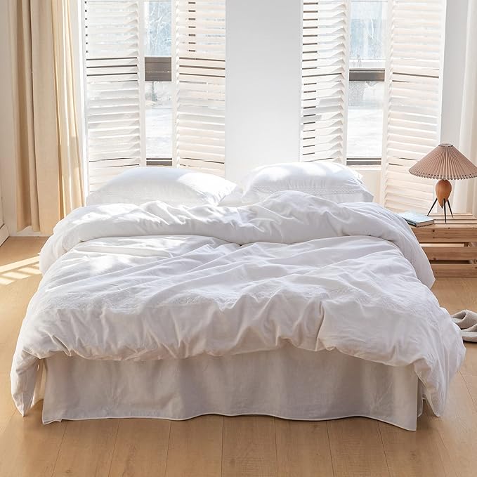 BISELINA French Linen Bed Skirt with Pleated Corner 18-Inch Tailored Drop Natural Flax Cotton Blend Basic Dust Ruffle Soft Cozy Farmhouse Bedding (18" Full, Basic White)