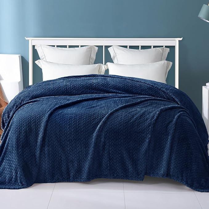 Exclusivo Mezcla Fleece Queen Size Blanket for Bed, 90x90 Inches Soft Cozy Jacquard Flannel Blankets, Lightweight Fuzzy Plush Warm for Women, Navy Blue