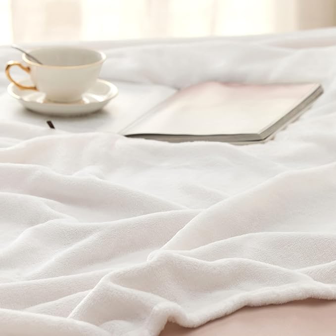 Bedsure GentleSoft Fleece Blankets King Size White - Bed Blanket Soft Lightweight Plush Cozy Fuzzy Luxury Microfiber, 108x90 inches