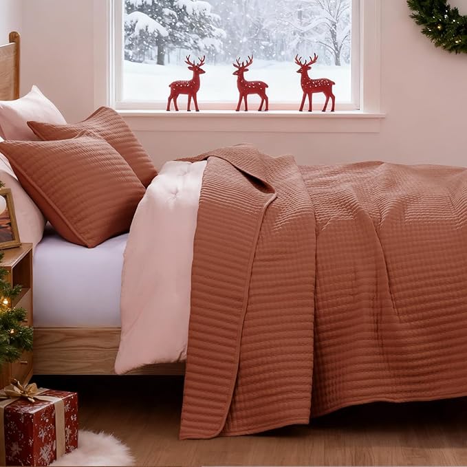 WRENSONGE Queen Quilt-3 Pieces Lightweight Autumn Leaf Fall Bedspreads Queen Size Quilt Bedding Set for All Season, Soft Coverlet with 2 Pillow Shams Suitable for Bed & Couch