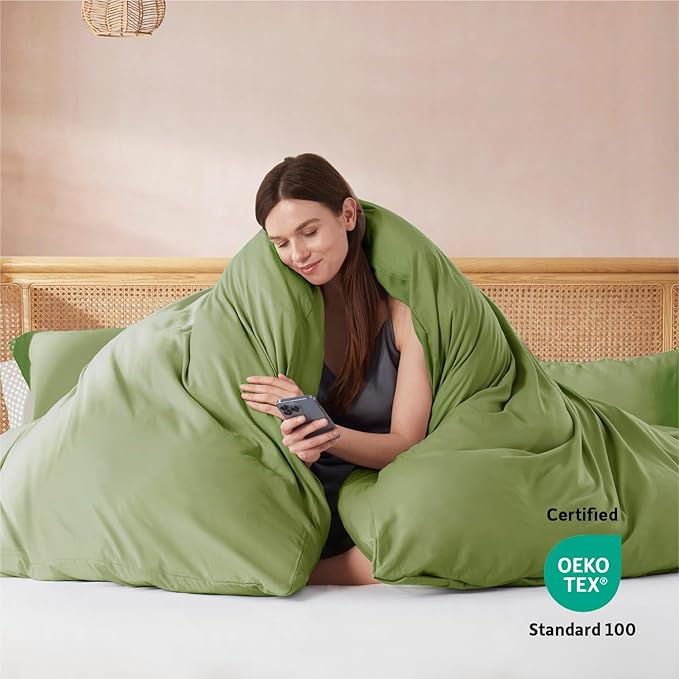 Nestl California King Duvet Cover Set with Comforter Insert - Calla Green 4 Piece 104x98 Duvet Cover & 2 Pillow Shams with White Quilted Down Alternative Comforter, Ultra Soft, All Season