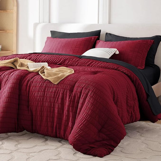 MUXHOMO 5 Pieces Twin Comforter Set, Seersucker Bed in a Bag Twin Size, All Season Luxury Bedding Set with Comforter, Flat Sheet, Fitted Sheet, Pillowcase & Sham, Red & Black