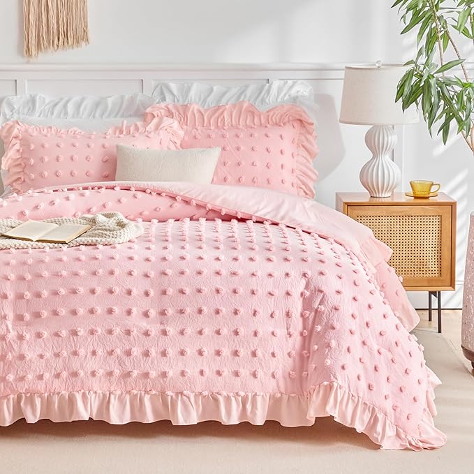 Flysheep Tufted Dots Ruffle Comforter Set King Size, 3 Pieces Pink Vintage Farmhouse Shabby Chic Comforters, Jacquard Boho Bohemian Bedding Set for All Season (1 Ruffled Comforter+ 2 Pillow Shams)