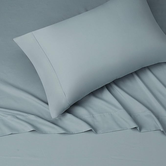 Amazon Basics Lightweight Breathable Super Soft Easy Care Wrinkle Resistant Brushed Microfiber 3 Piece Bed Sheet Set with 14-Inch Deep Pockets, Twin, Spa Blue, Solid