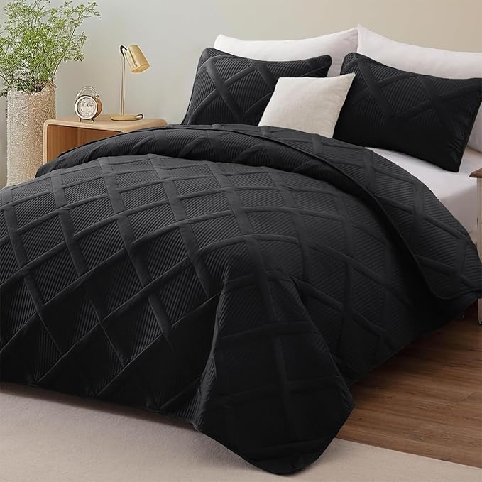 Exclusivo Mezcla Twin Size Quilt Set with Modern Striped Pattern, 2 Pieces Lightweight Black Quilts Bedding Set, Soft Bedspreads Coverlets for All Seasons
