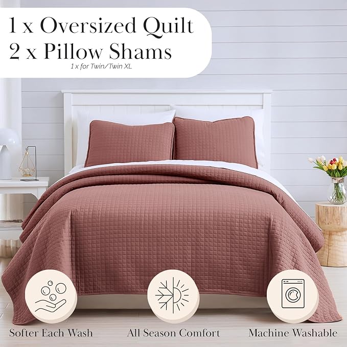 Southshore Fine Living, Inc. Queen/Full Size Quilt Bedding Set with 2 Pillow Shams, Soft Comfy Queen Coverlet/Full Size Bedspread, Machine Washable, Easy Care, Oversized for Total Coverage, Marsala