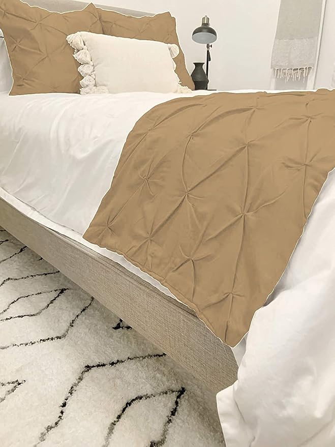 Bed Runner Set - 100% Pure Cotton 800 Thread Count - Luxury 1 Pinch Pleated Bed Runner and 4 Pillow Cover - 5 Piece Pinch Pleated Bed Runner Set California King, Taupe