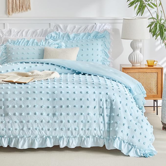 Flysheep Tufted Dots Ruffle Comforter Set King Size, 3 Pieces Blue Vintage Farmhouse Shabby Chic Comforters, Jacquard Boho Bohemian Bedding Set for All Season (1 Ruffled Comforter+ 2 Pillow Shams)