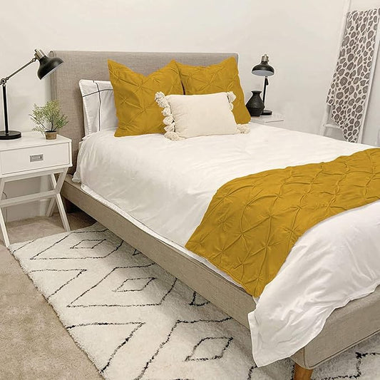 Bed Runner Set - 100% Pure Cotton 800 Thread Count - Luxury 1 Pinch Pleated Bed Runner and 4 Pillow Cover - 5 Piece Pinch Pleated Bed Runner Set Queen, Gold